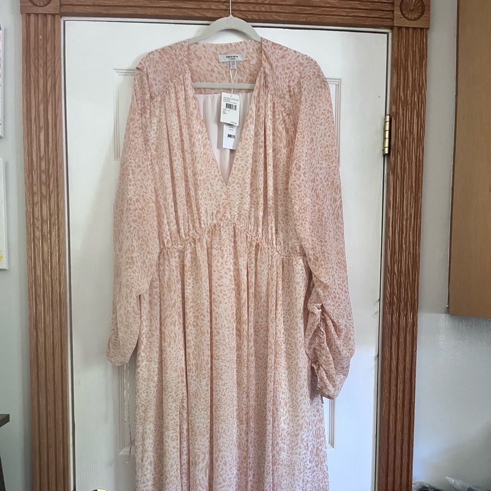 Ever pure size 18 leopard dress